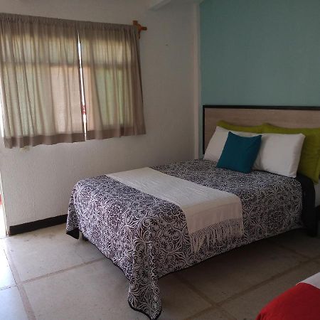 Отель Casa Nina Oaxaca Экстерьер фото
