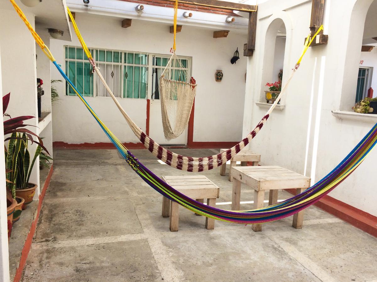 Отель Casa Nina Oaxaca Экстерьер фото
