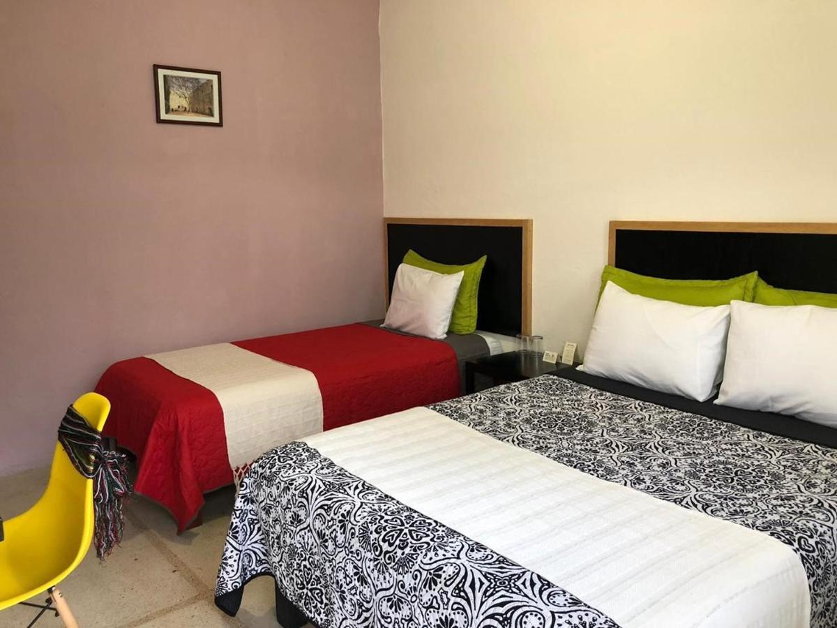 Отель Casa Nina Oaxaca Экстерьер фото