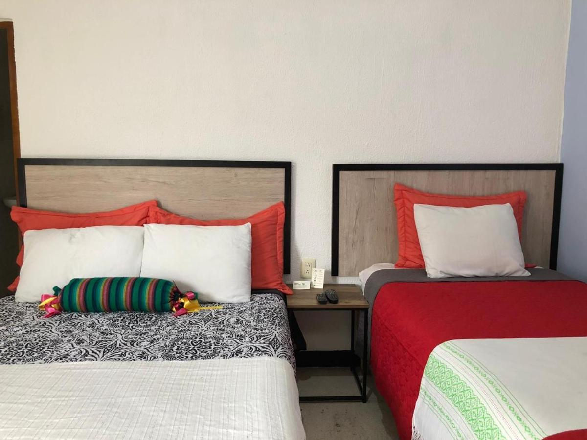 Отель Casa Nina Oaxaca Экстерьер фото