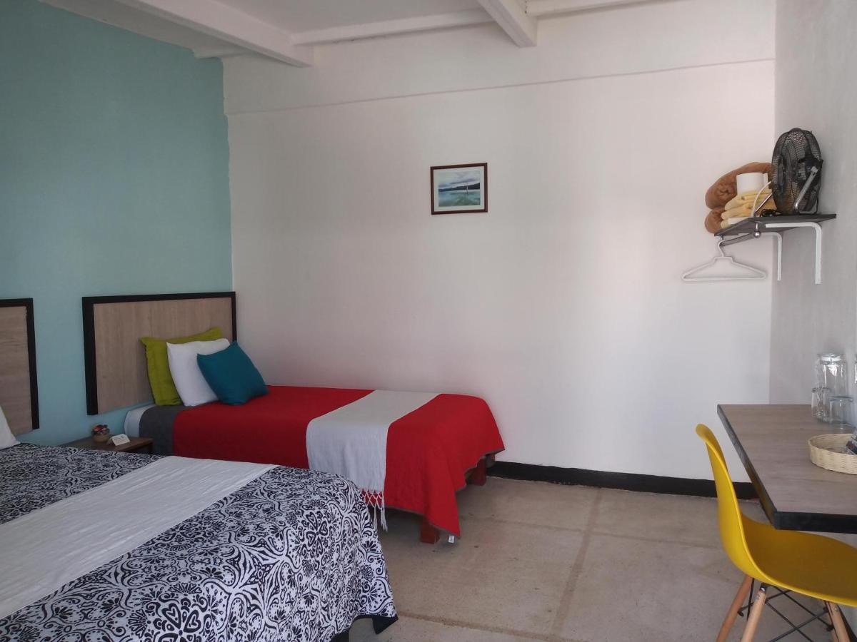 Отель Casa Nina Oaxaca Экстерьер фото