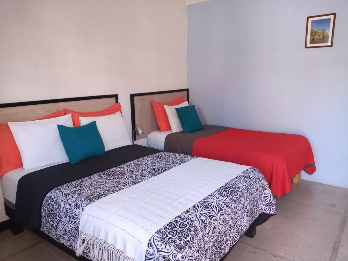 Отель Casa Nina Oaxaca Экстерьер фото