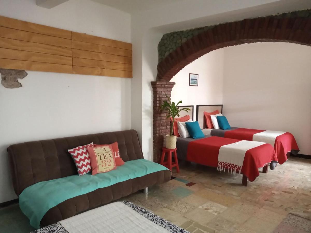 Отель Casa Nina Oaxaca Экстерьер фото