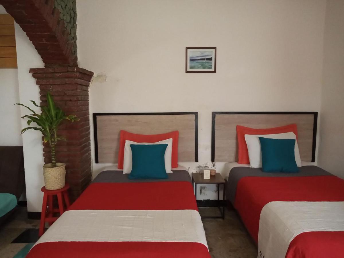 Отель Casa Nina Oaxaca Экстерьер фото